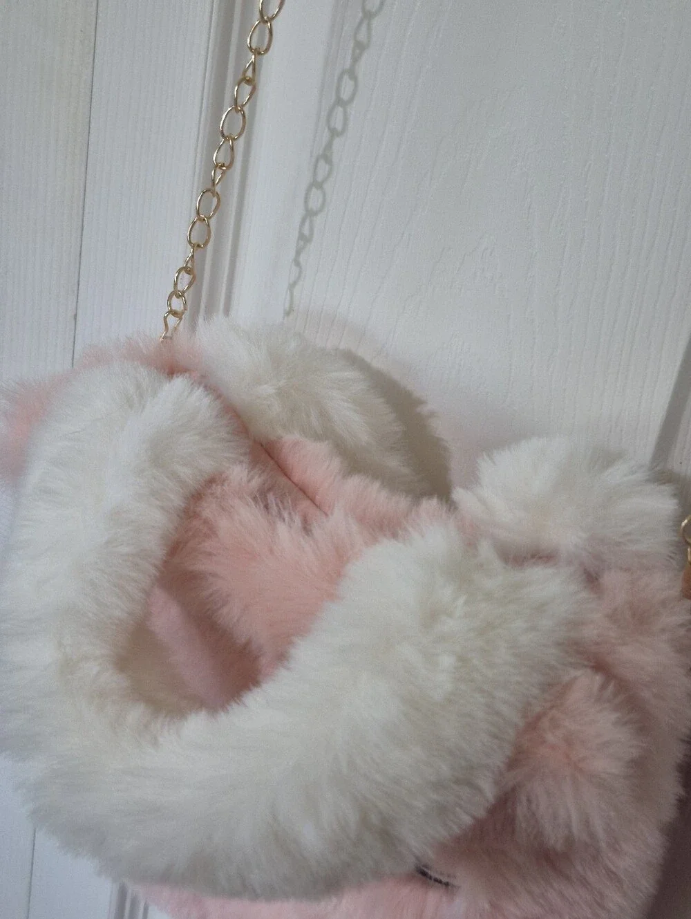 Danbar global pink fluffy bunny purse with gold chain strap
